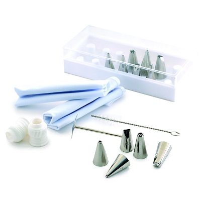 CAKE DECORATING SET-18 PIECE 