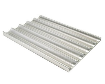 BAGUETTE PAN-5 SLOT-18X26X1  PERFORATED ALUMINUM 