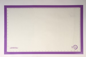 BAKING MAT FULL SIZE PURPLE BORDER